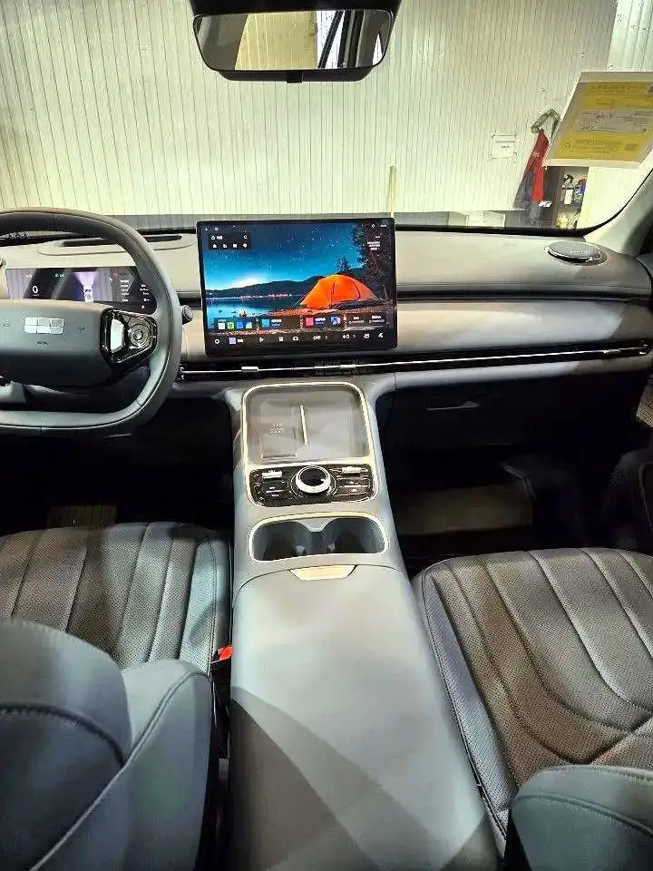 Продаётся Geely Galaxy Starship 7 1.5 AMT 2025 - Легковые автомобили (Авто) в Ульяновск