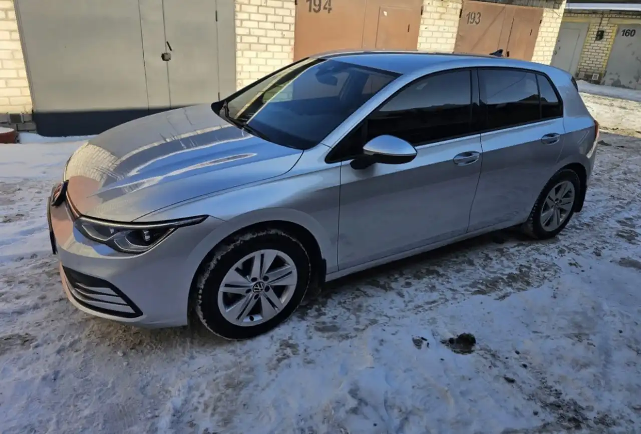 Volkswagen Golf 2021 - Легковые автомобили (Авто) в Владивосток