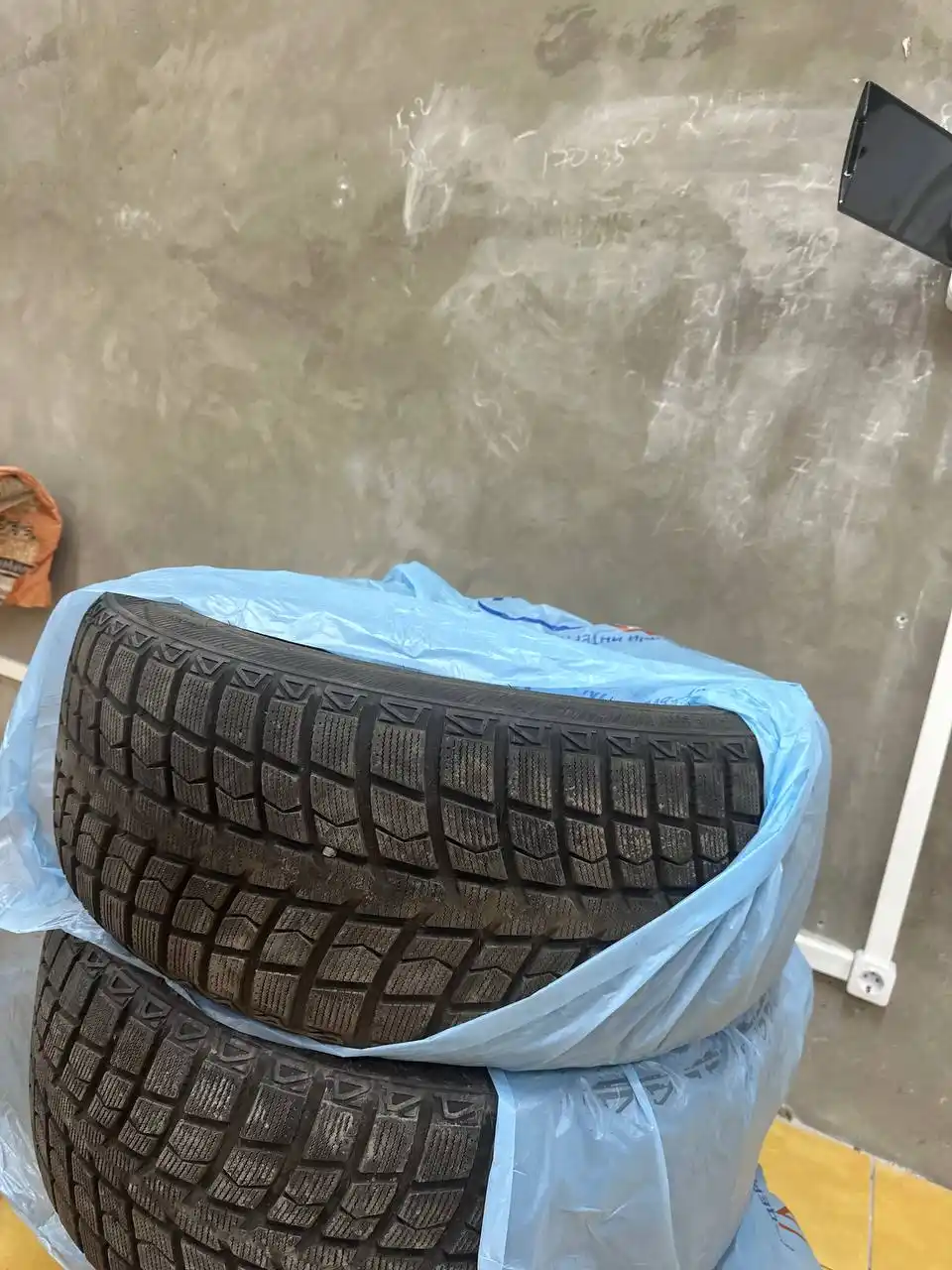 Продажа зимних шин LingLong Green-Max 265/40 R22