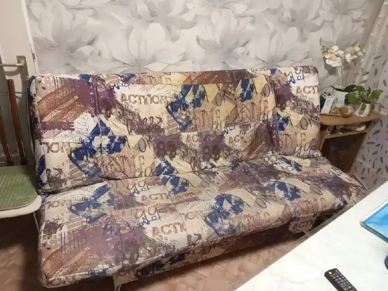 Диван раскладной с механизмом клик-кляк и бельевым ящиком