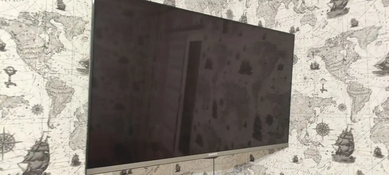 Продам телевизор Hartens 43 дюйма