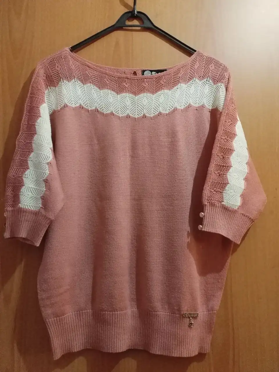 Продажа кофточек размер 48-50