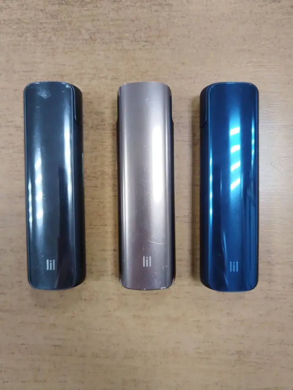 Продажа трёх лилов