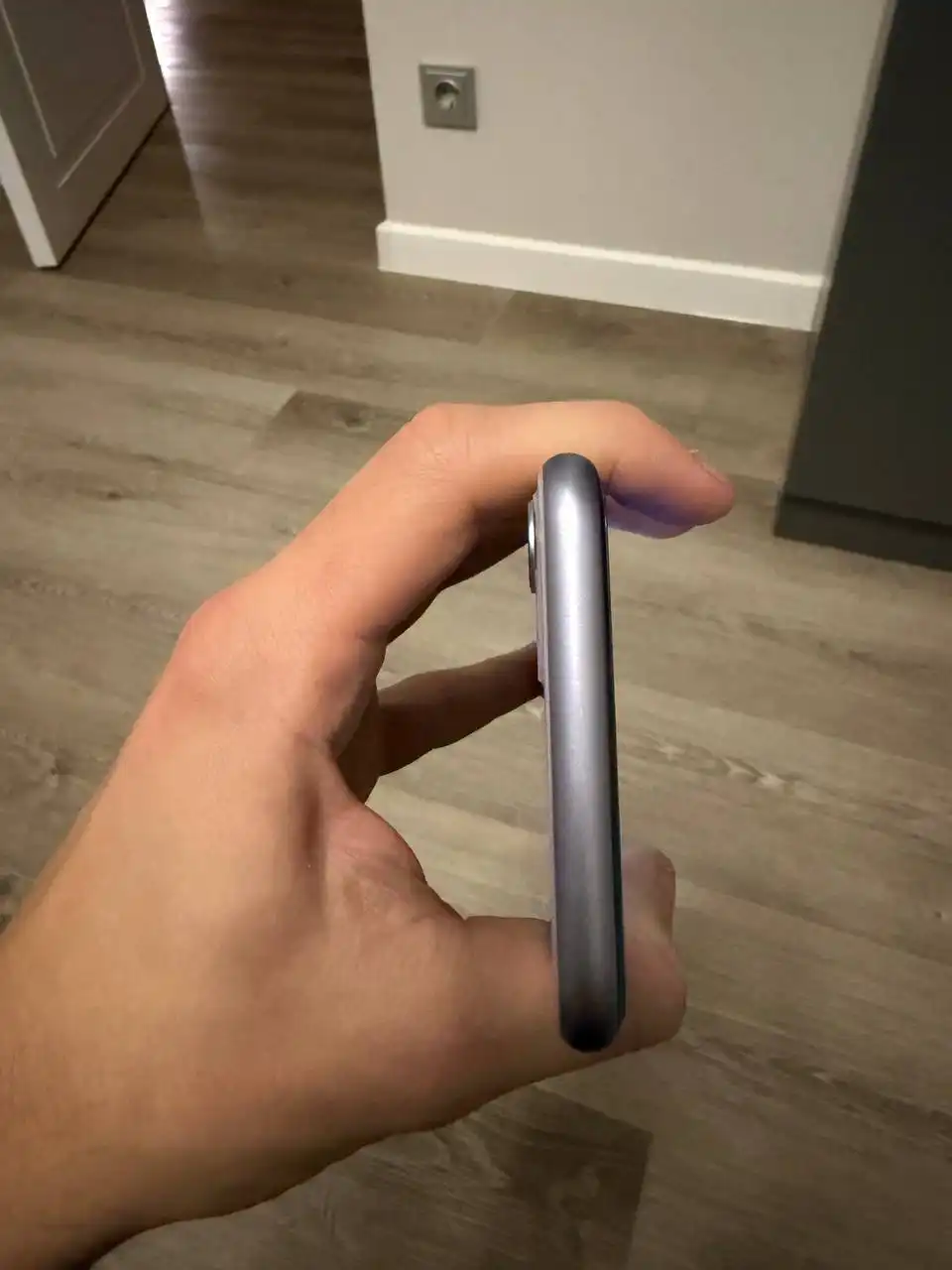 iPhone 11 в идеальном состоянии