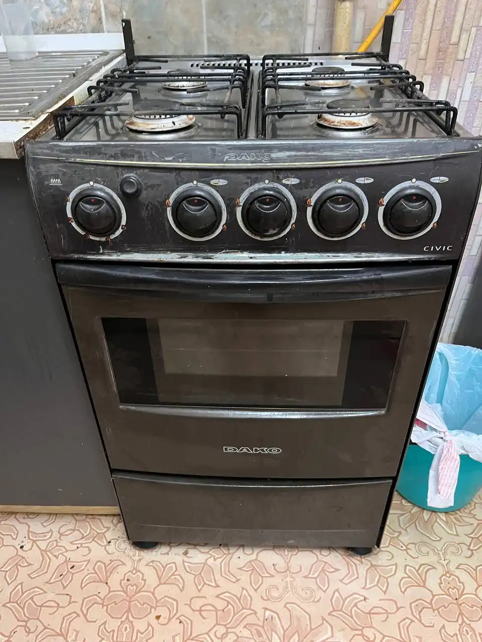 Продажа газовой плиты б/у