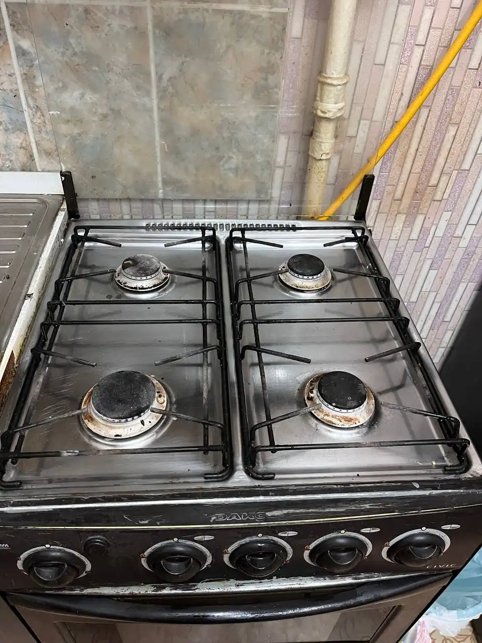 Продажа газовой плиты б/у