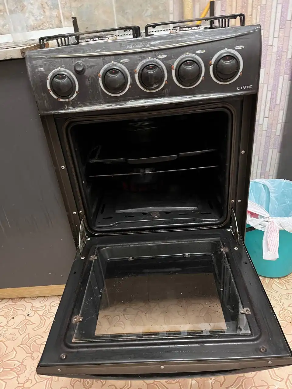 Продажа газовой плиты б/у