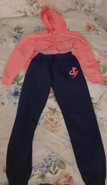 Спортивный женский костюм на рост 160 см - частное объявление в Волгоград