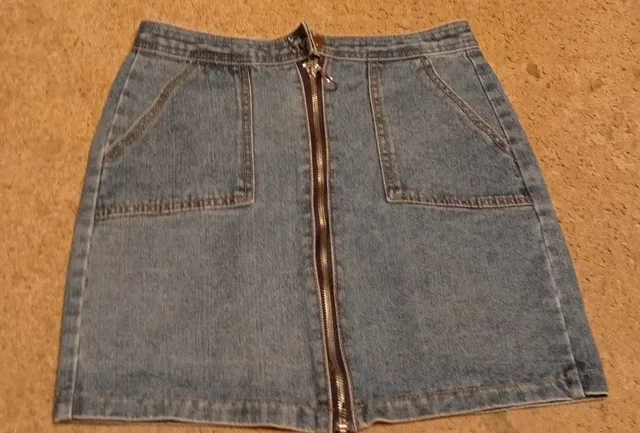 Джинсы размер 27 - частное объявление в Волгоград