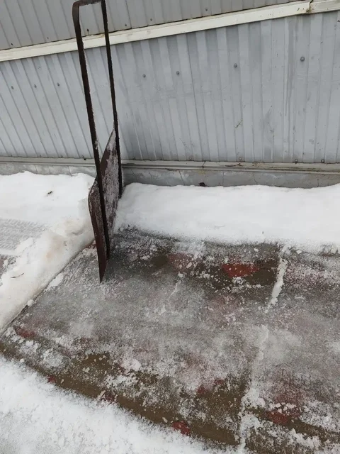 Скребок для снега - частное объявление в Волгоград