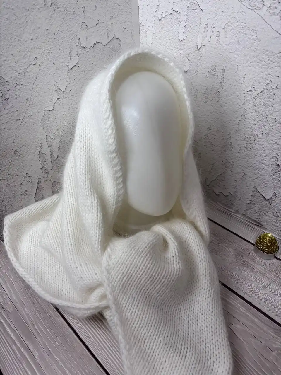 Косыночки и варежки из пуха норки - Барахолка в Ленинск