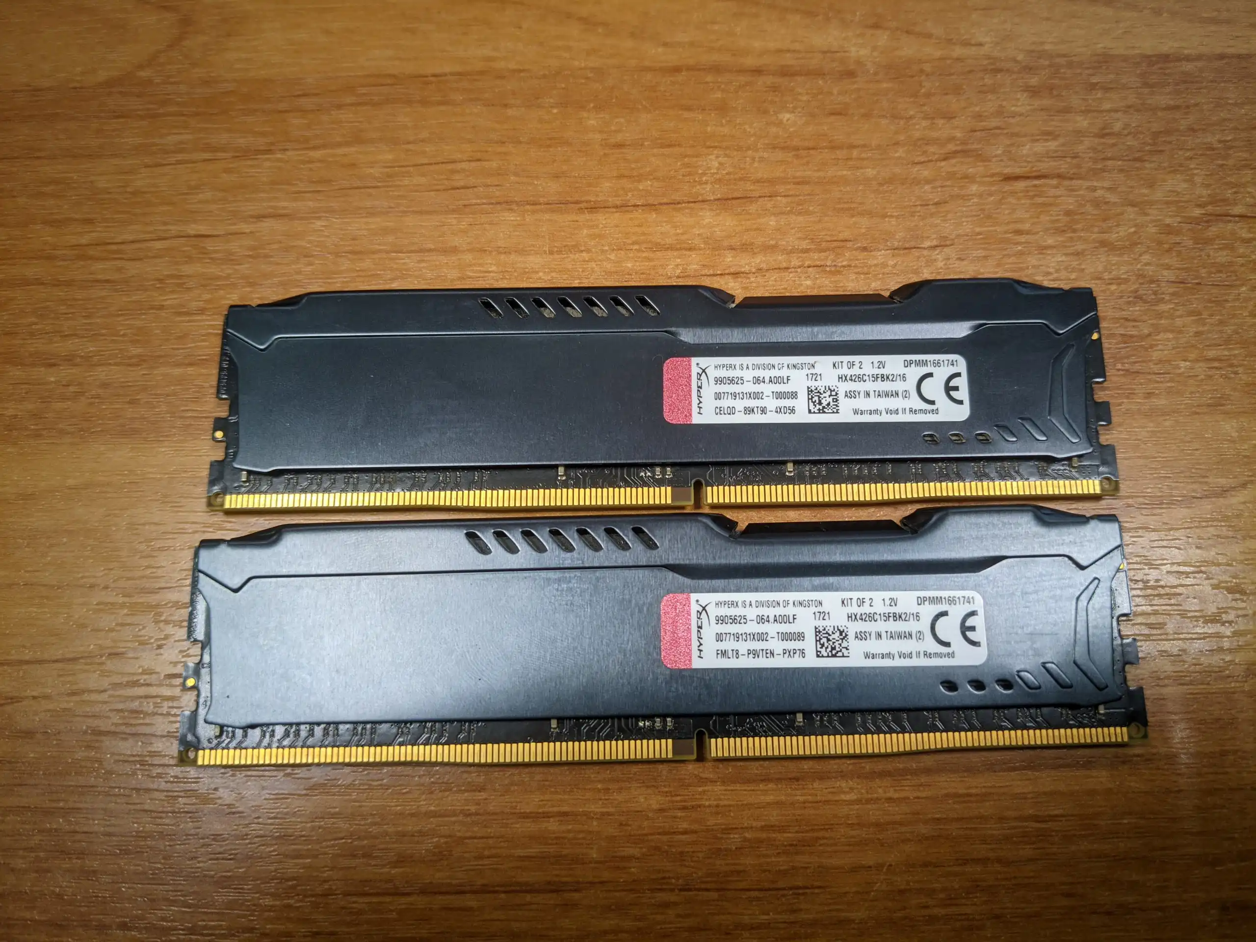 Продам Kingston DDR4 16 ГБ (2×8 ГБ) 2666 МГц - Компьютерные комплектующие (Электроника) в Волжский