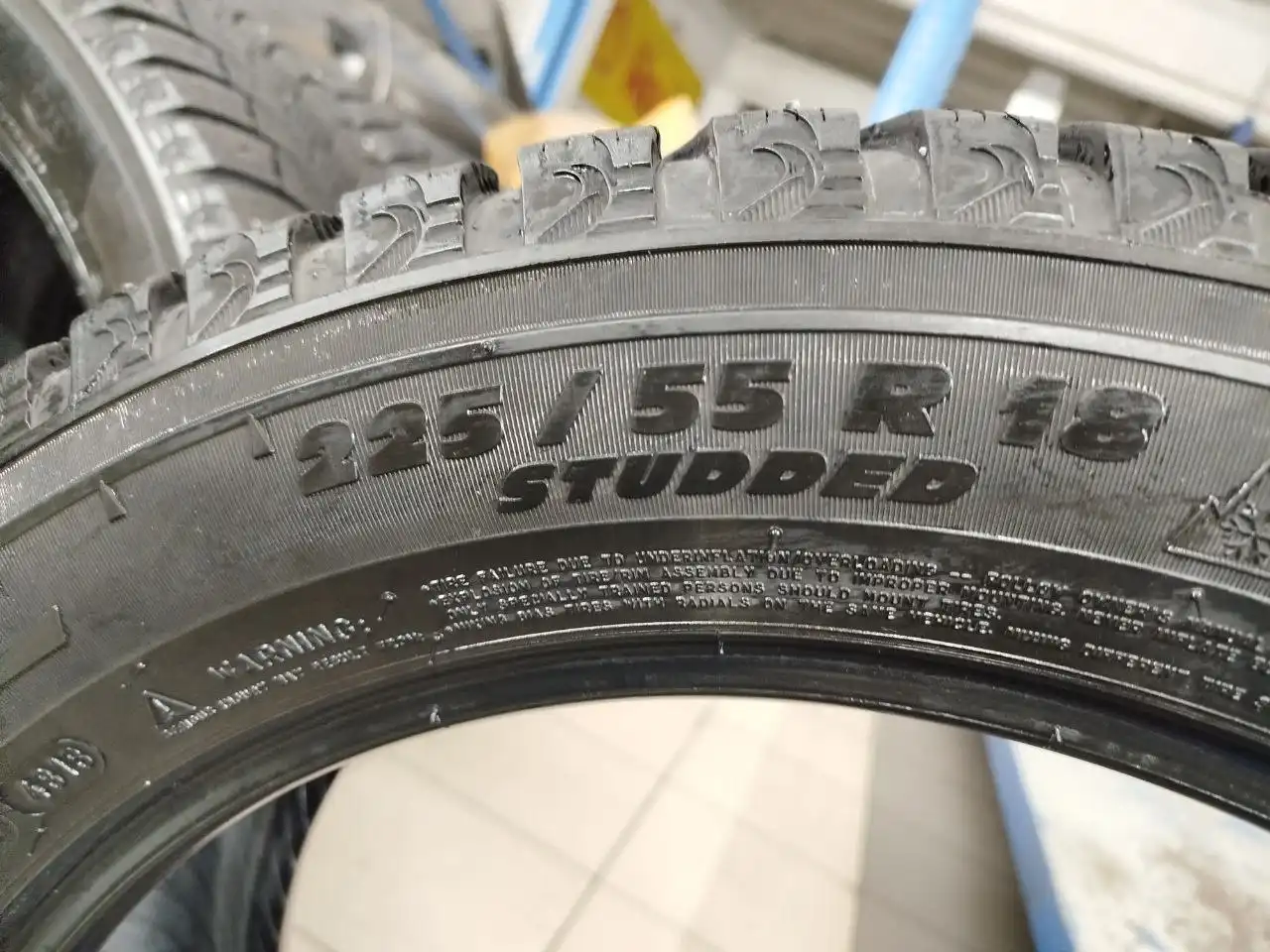 Комплект шин R18 Michelin - Шины и диски (Авто) в Волгоград