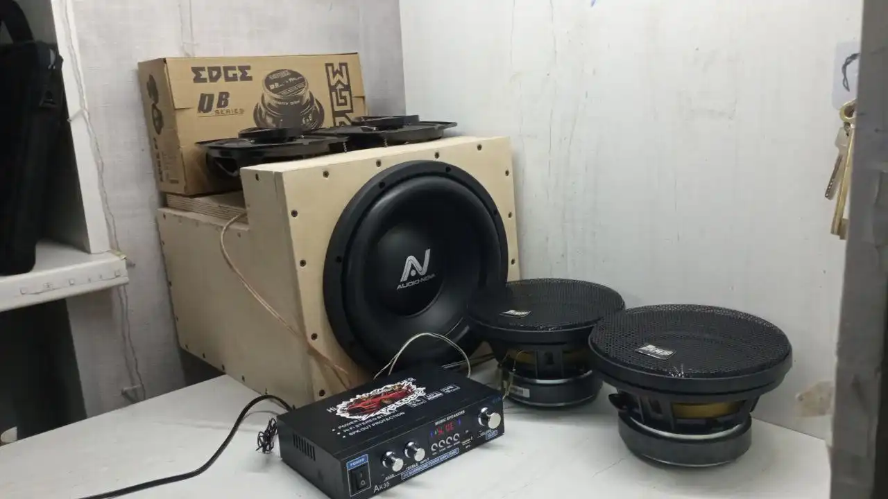 Продажа автозвука: динамики, сабвуфер, короб - Автозвук (Авто) в Волгоград