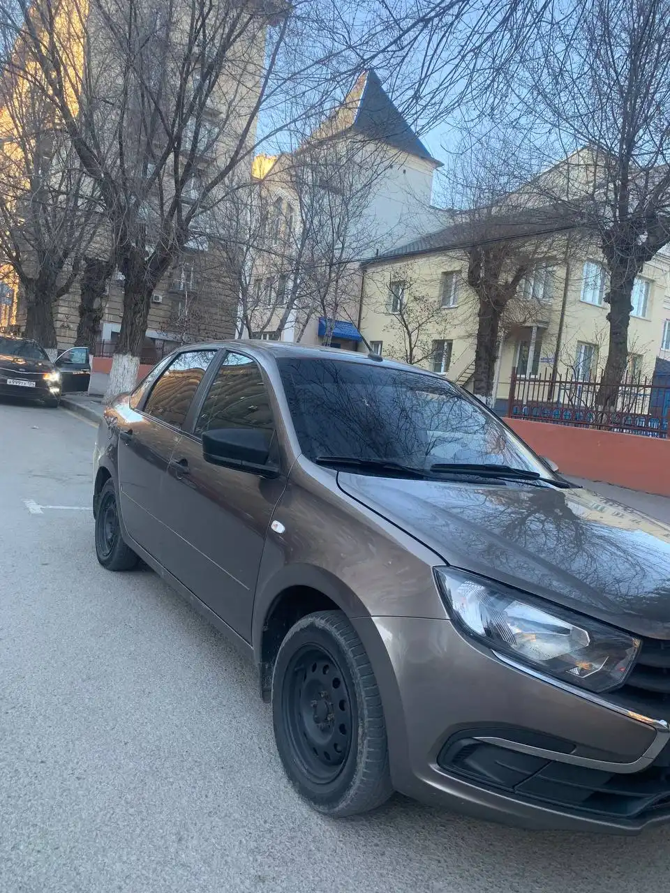 Лада Гранта 2020 года выпуска - Легковые автомобили (Авто) в Волгоград