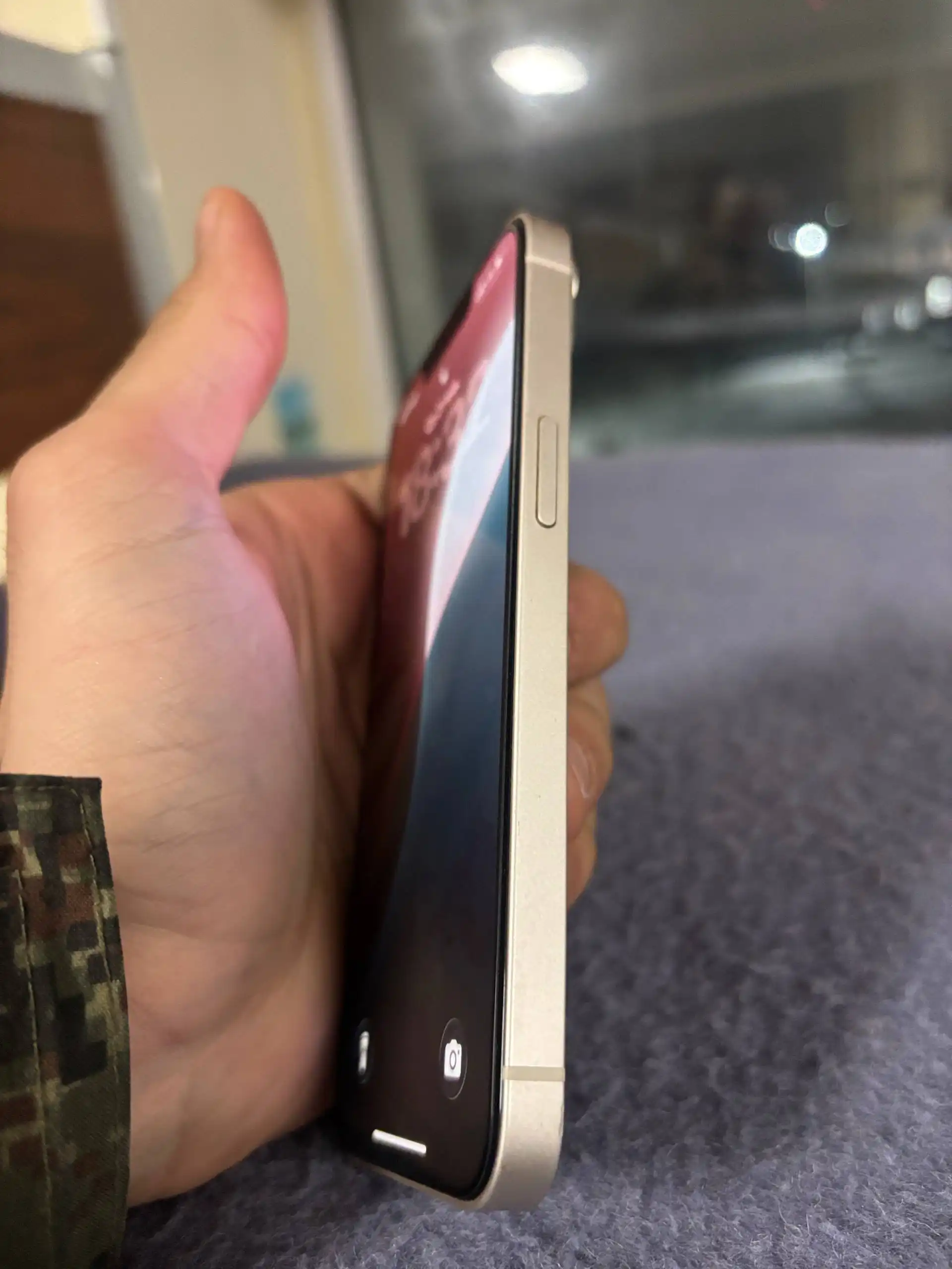 iPhone 14 128GB белый с разбитой задней крышкой - Смартфоны (Электроника) в Волгоград