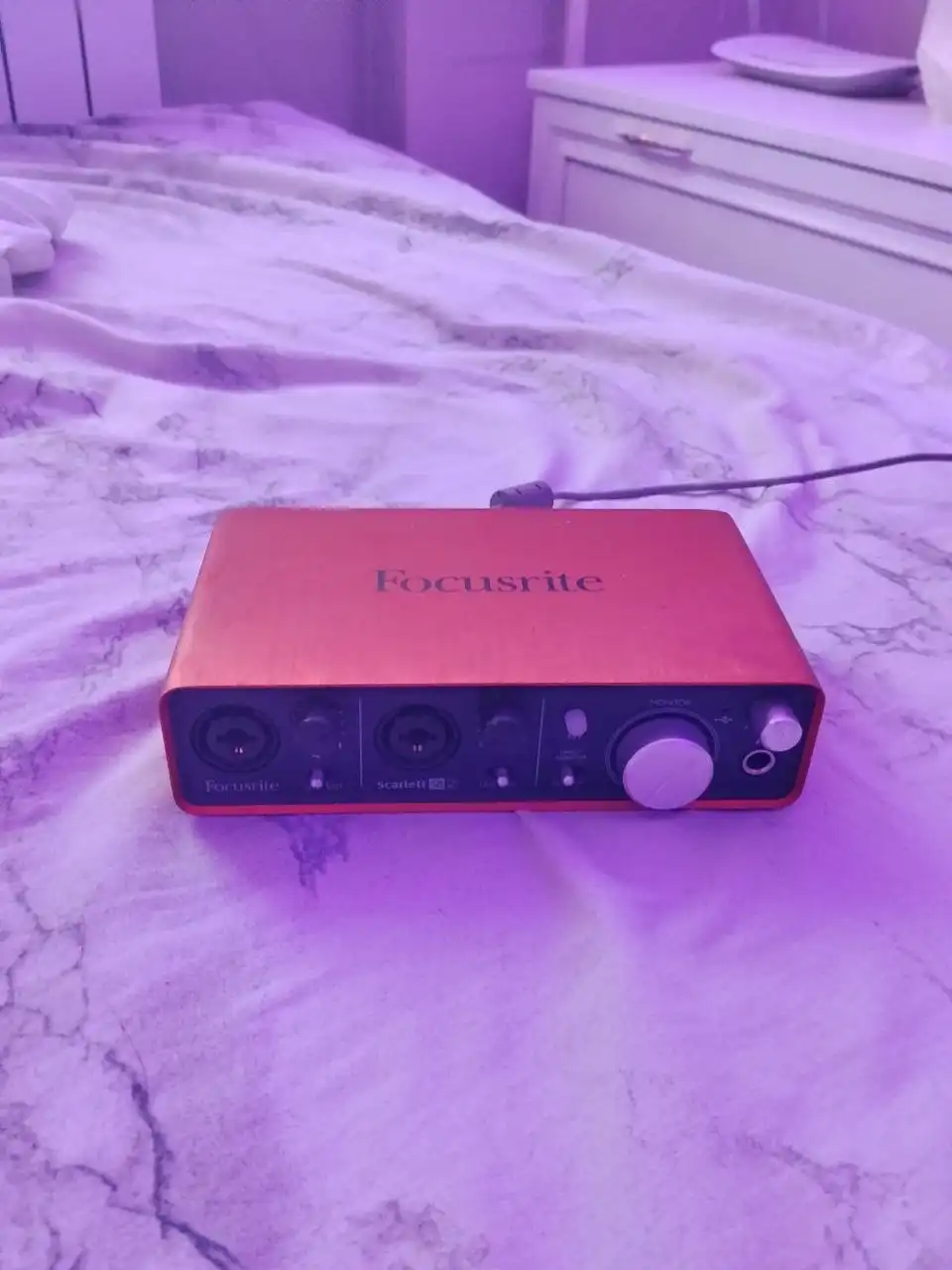 Продажа звуковой карты Focusrite 2i2 2gen - Аудиооборудование (Электроника) в Волгоград