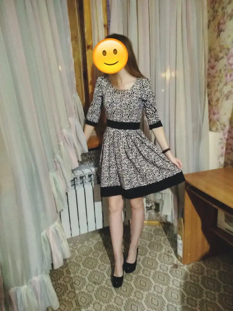 Продажа платьев размер 42-44 - Одежда в Волгоград