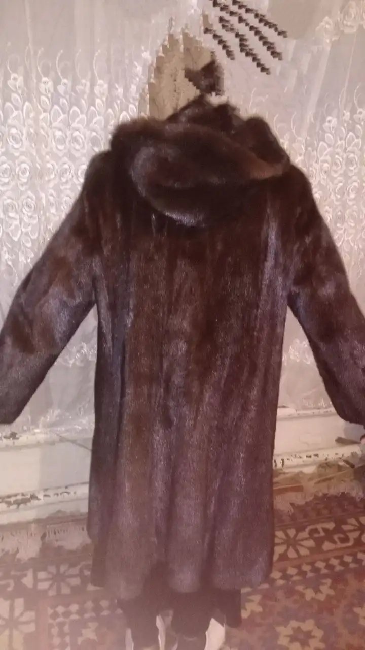Продажа женской шубы из норки 48-50 размер - Верхняя одежда (Одежда) в Волгоград