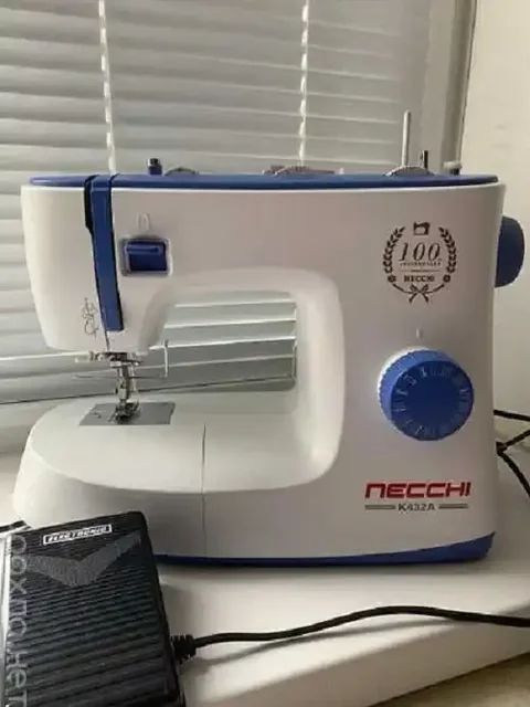 Продам в отличном состоянии с полным комплектом - Швейное оборудование в Дубовка