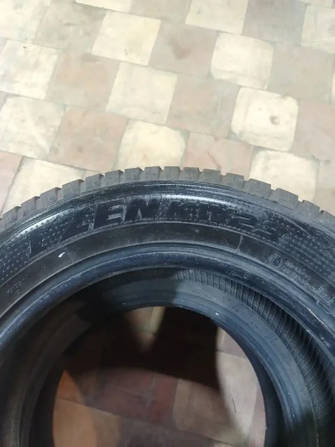 Продам липучку R15 2015 года выпуска - Аудиооборудование в Волгоград