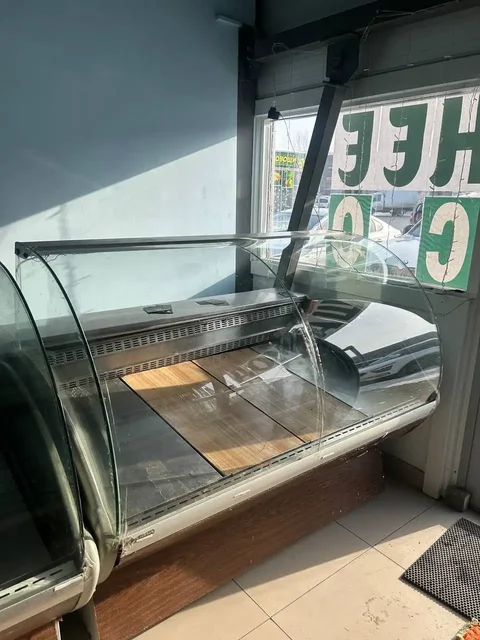 Продам 3 ветрины в отличном состоянии - Барахолка в Волгоград