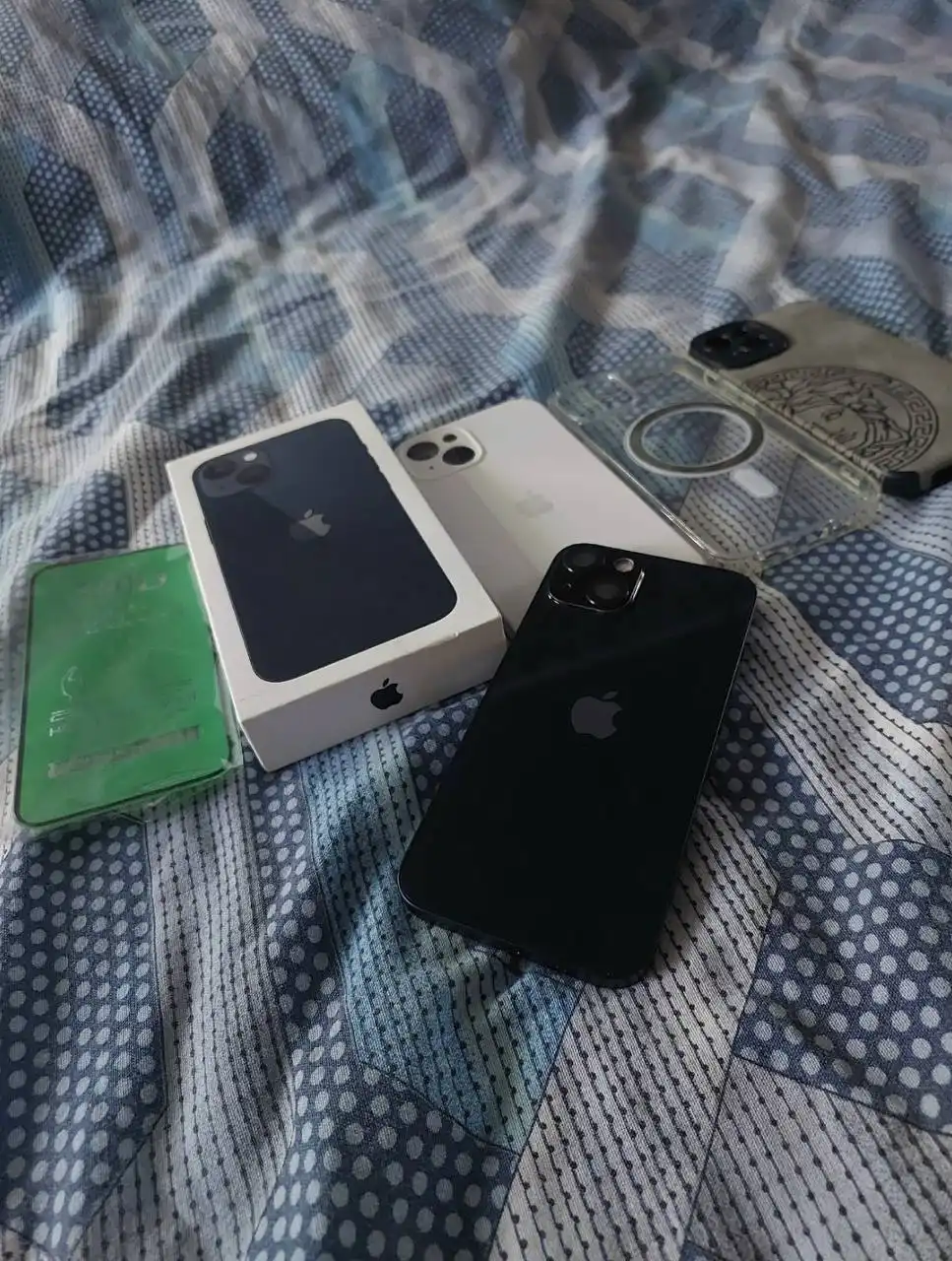 Продам или обменяю iPhone 13 - Смартфоны (Электроника) в Волгоград