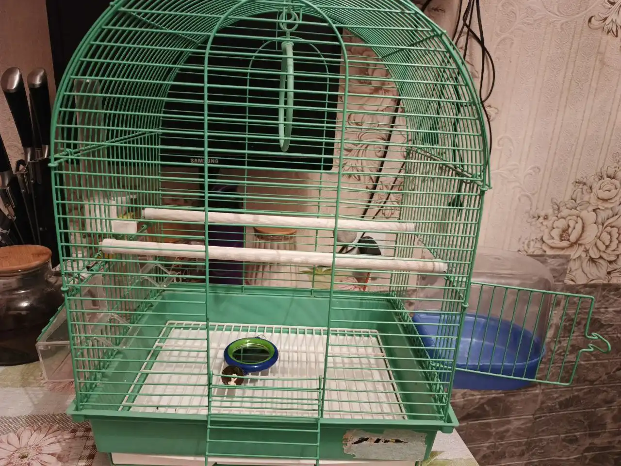 Клетка для попугая с аксессуарами - Товары для животных (Животные) в Волгоград