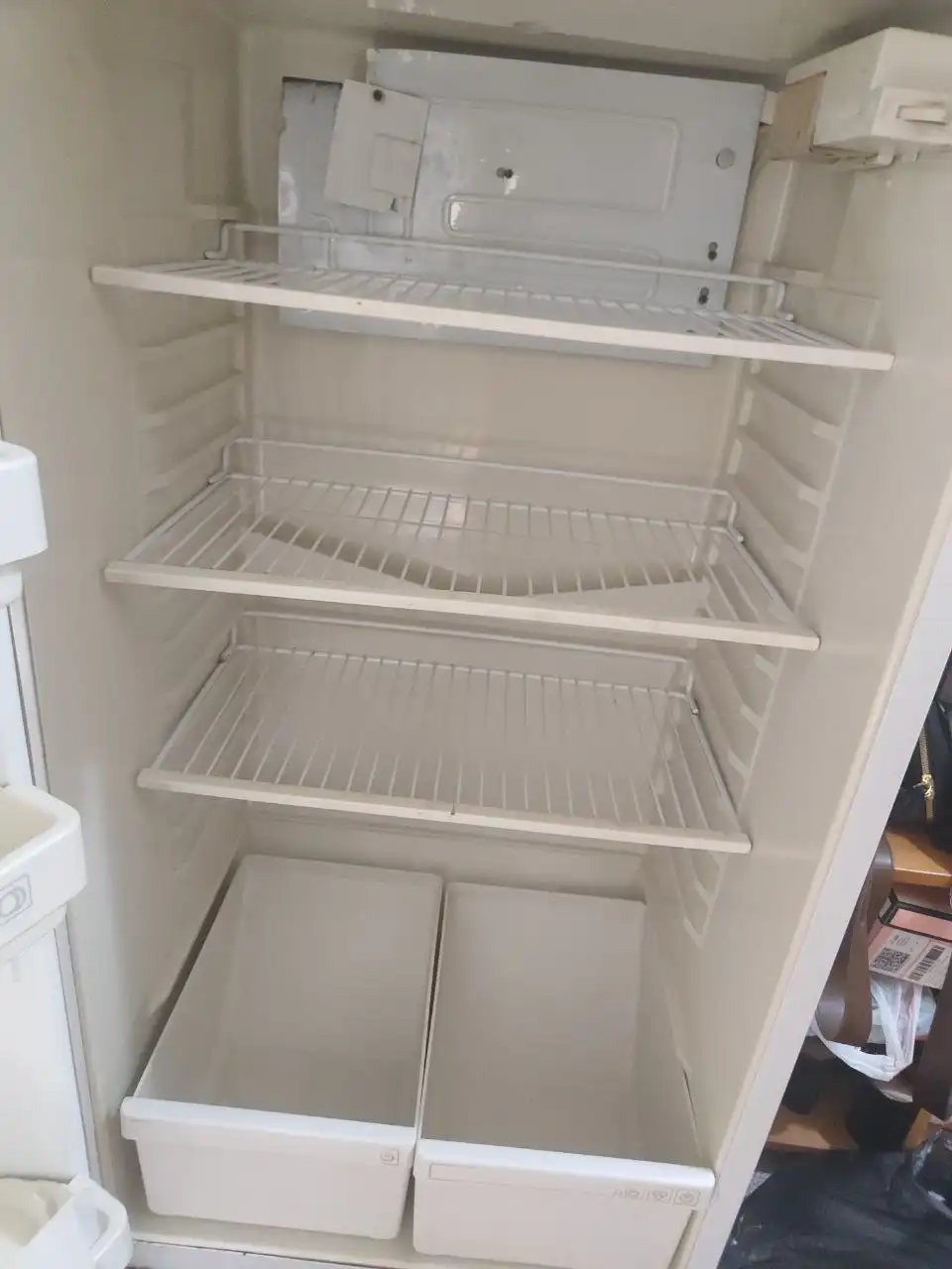 Б/у холодильник в Волгограде - Холодильники (Для дома и дачи) в Волгоград