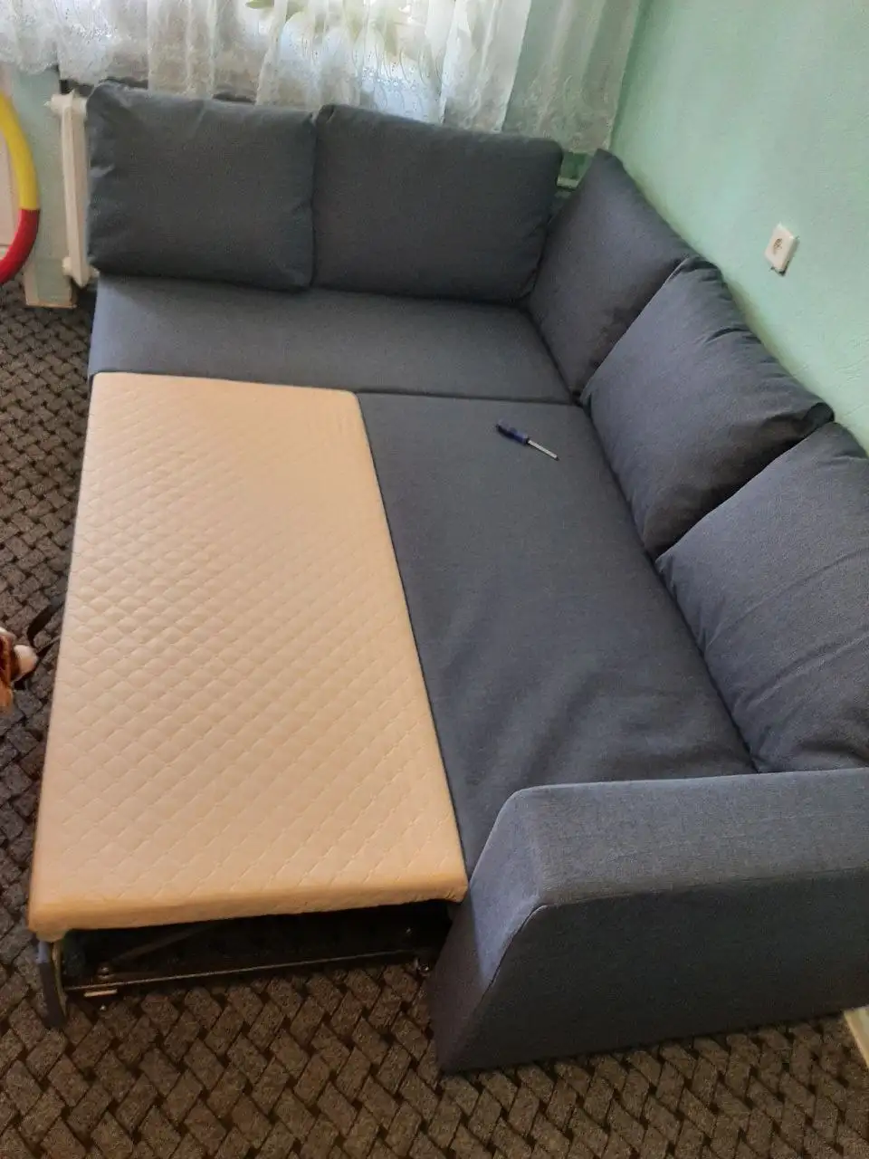 Диван угловой с дефектами - Мебель (Для дома и дачи) в Волгоград