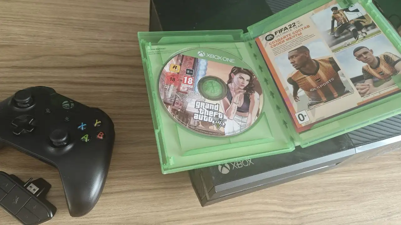 Продам Xbox One 500GB с комплектом - Игровые консоли (Электроника) в Волгоград