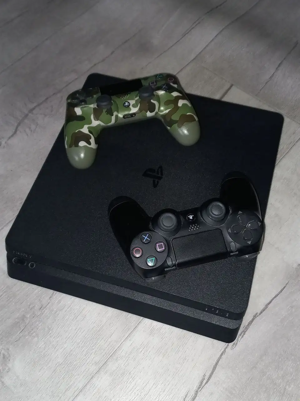 Продажа PlayStation 4 Slim 500GB - Игровые консоли (Электроника) в Волгоград