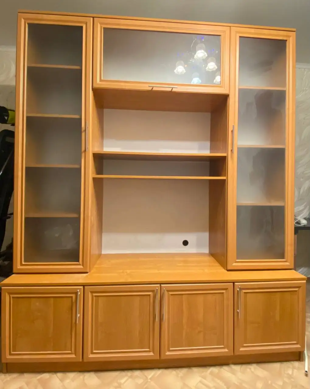 Продажа б/у товара в Дзержинском районе Волгограда - Барахолка в Волгоград