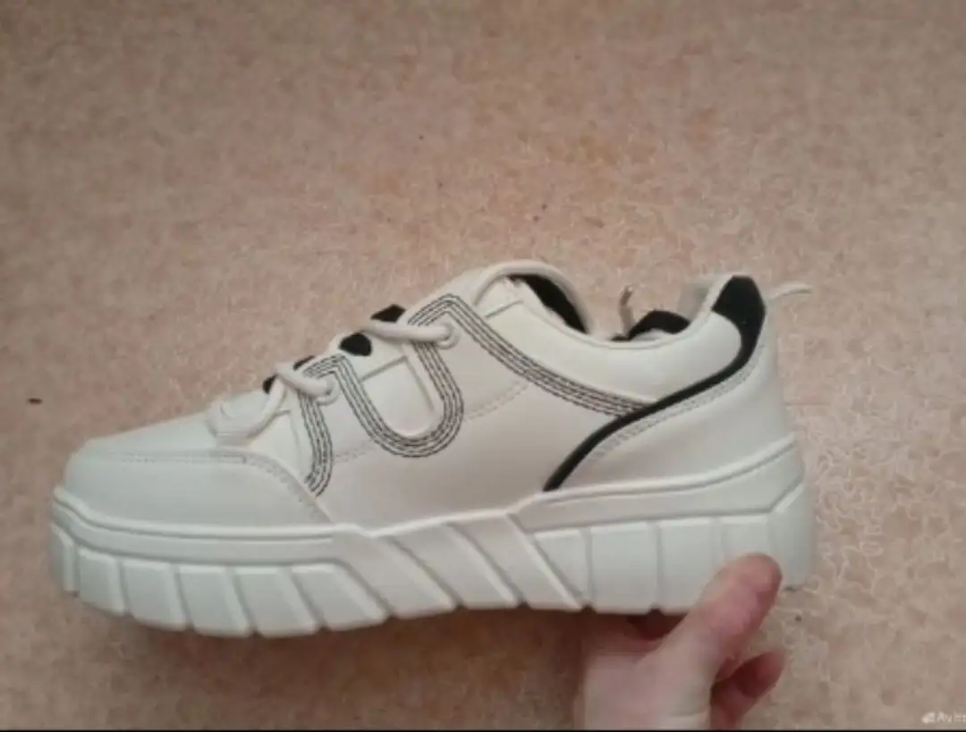 Кроссовки 37 размера на весну - Обувь (Одежда) в Волгоград