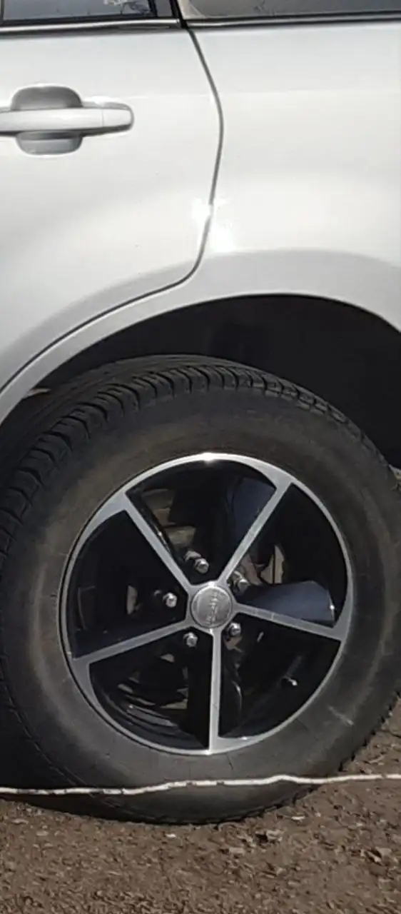 Продажа дисков R16 с резиной от Toyota RAV4 - Запчасти (Авто) в Волгоград