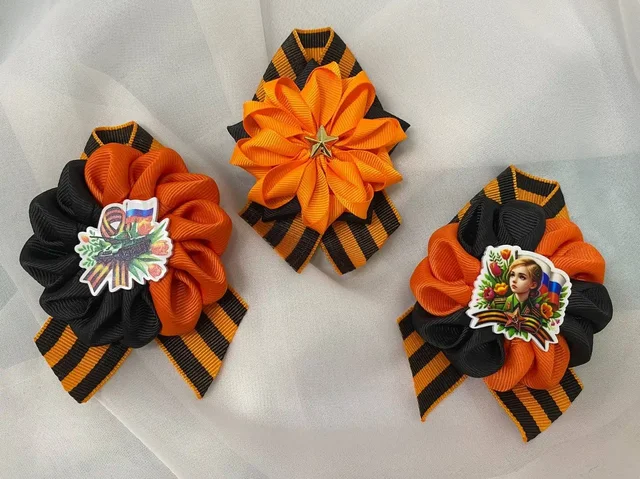 Бантики и броши ручной работы - частное объявление в Волгоград