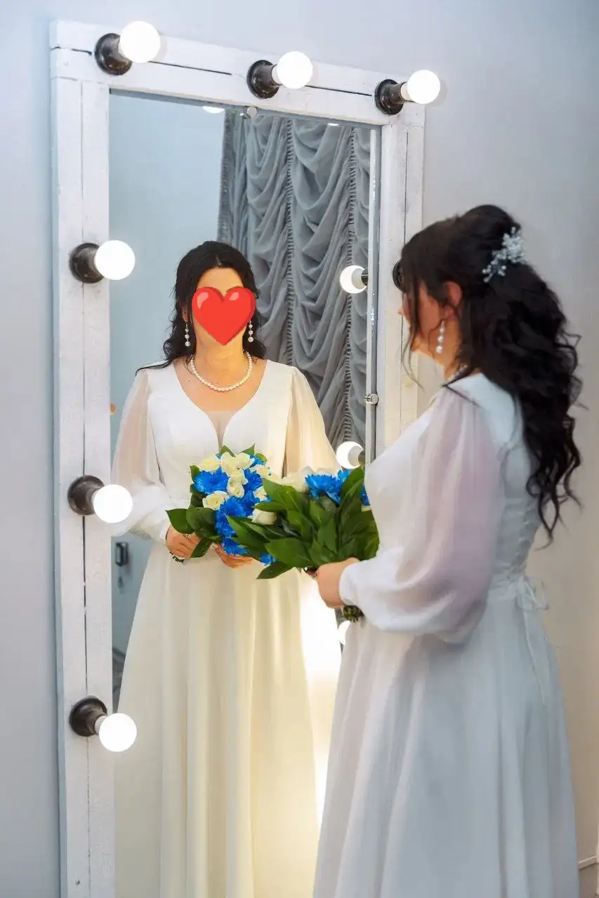 Продажа свадебного платья белого цвета - Свадебная одежда (Одежда) в Волгоград