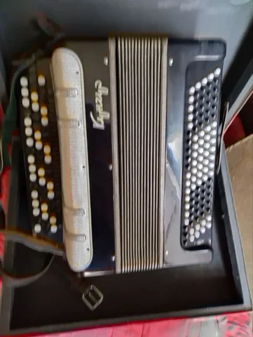 Продажа баяна Кунгур - Рукоделие в Новоаннинский