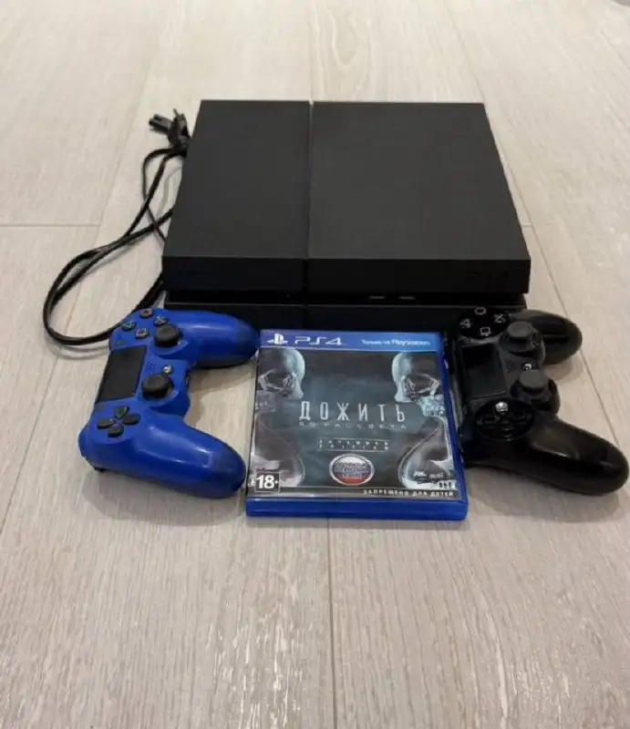 PS 4 1Tb в отличном состоянии - Игровые приставки (Электроника) в Волгоград