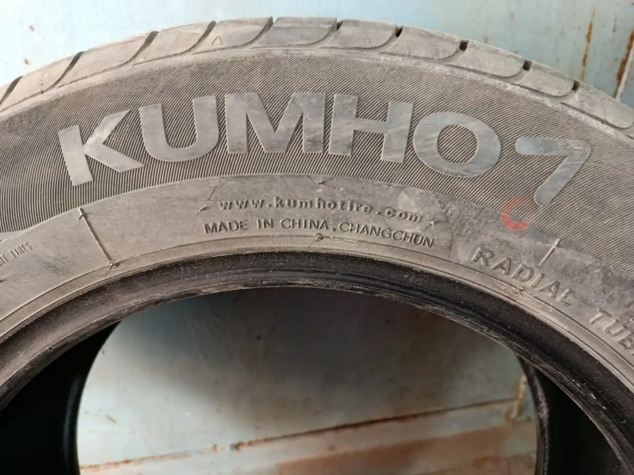Продажа летних шин Kumho Ecowing ES01 KH27 185/65 R15 88H - Шины и диски (Авто) в Волгоград