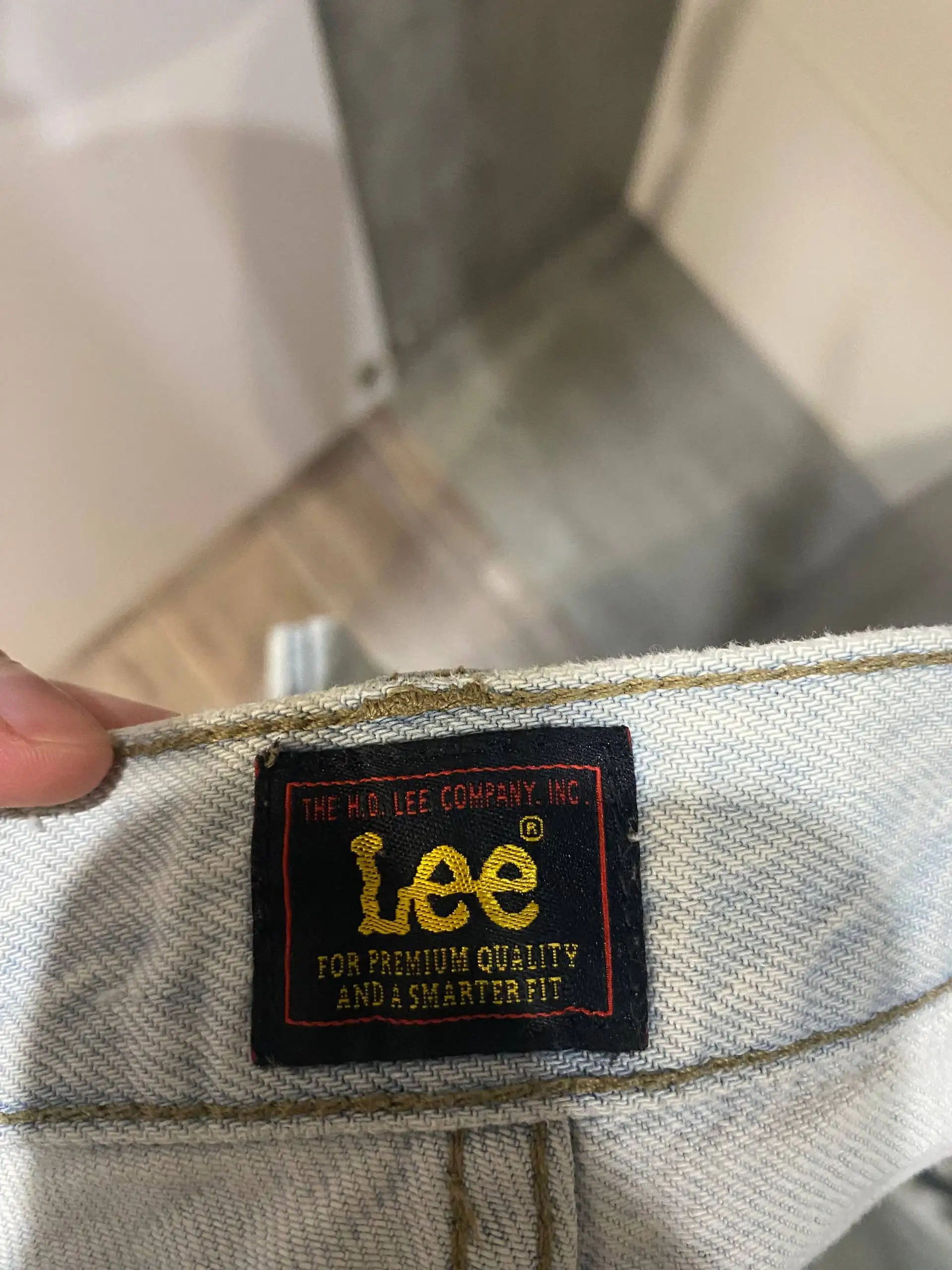 Продам джинсы LEE оригинал размер S - Джинсы (Одежда) в Волгоград