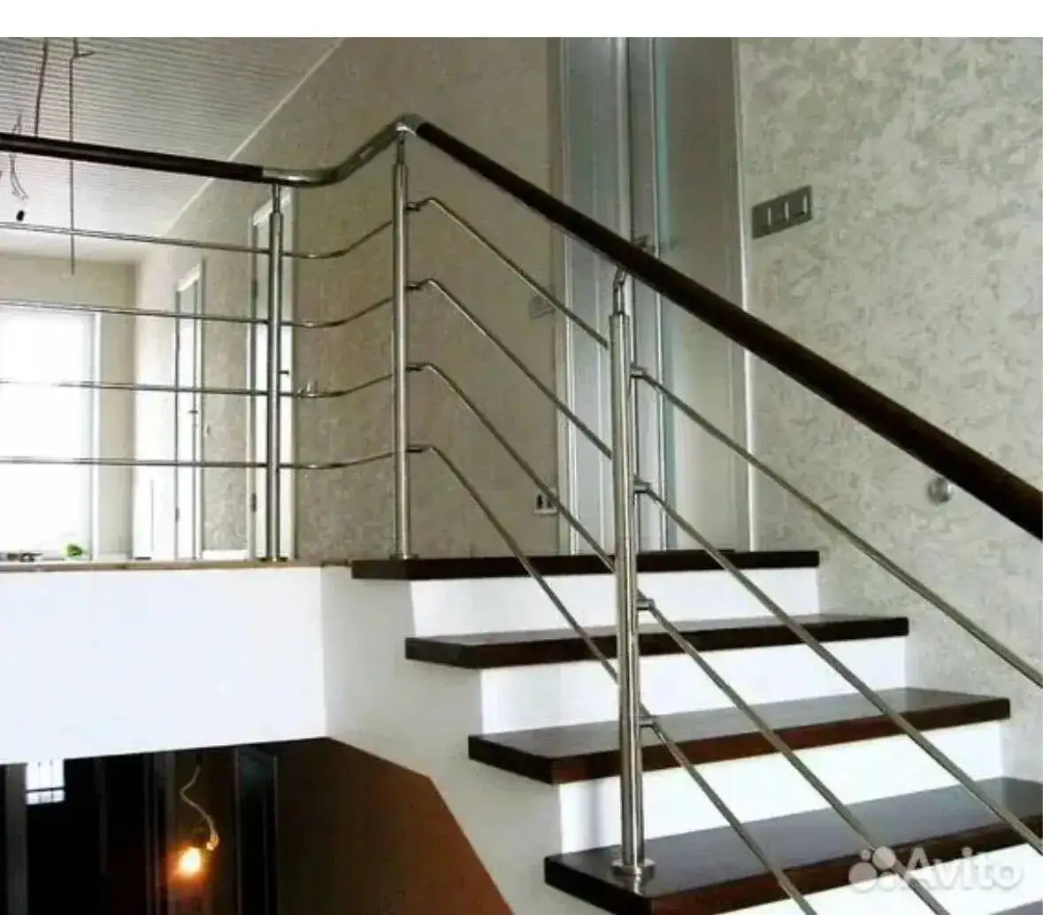 Изготовление и установка перил для лестницы - Ремонт и строительство (Услуги) в Волгоград