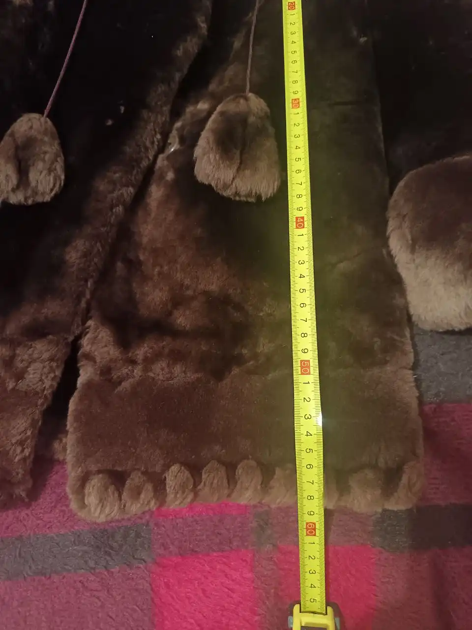 Продам детскую коричневую мутоновую шубку