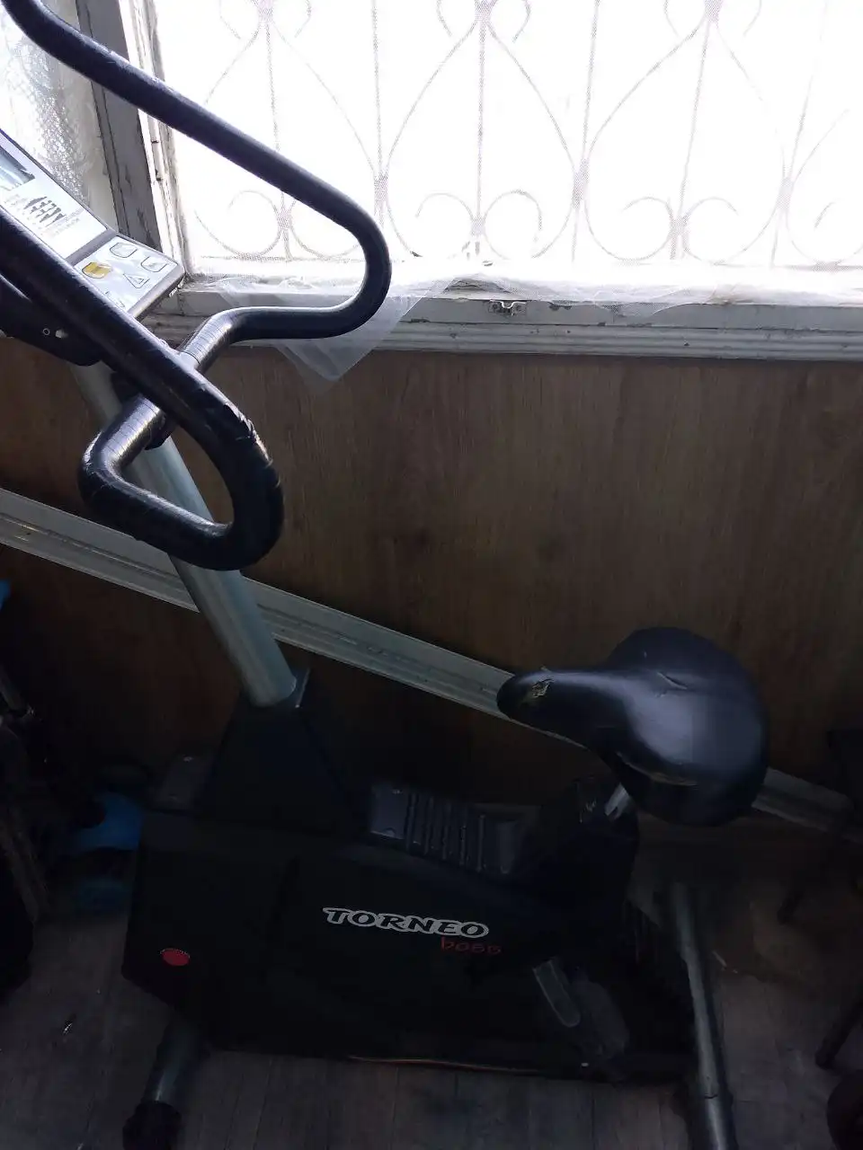 Велотренажёр Торнео с дефектами