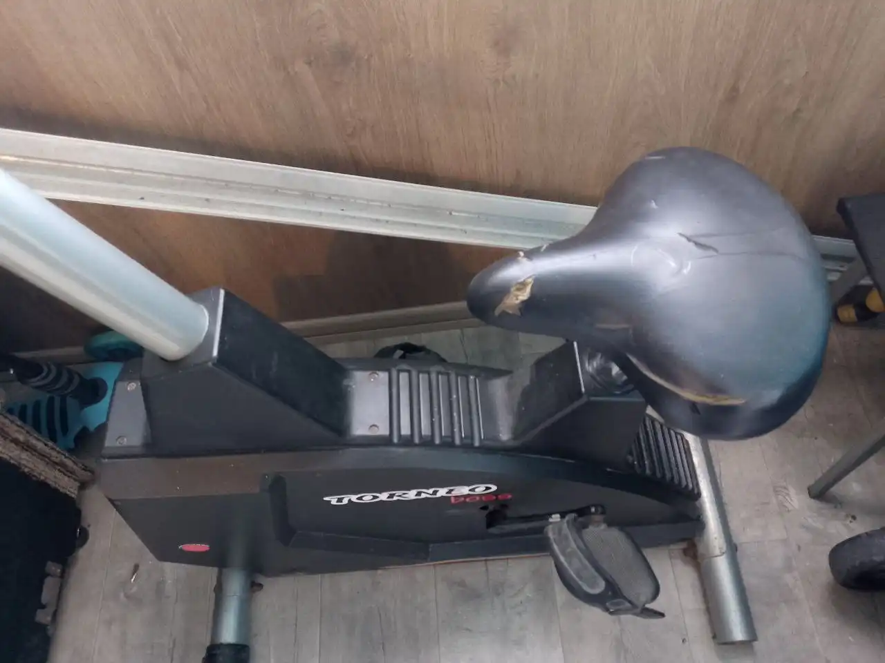 Велотренажёр Торнео с дефектами