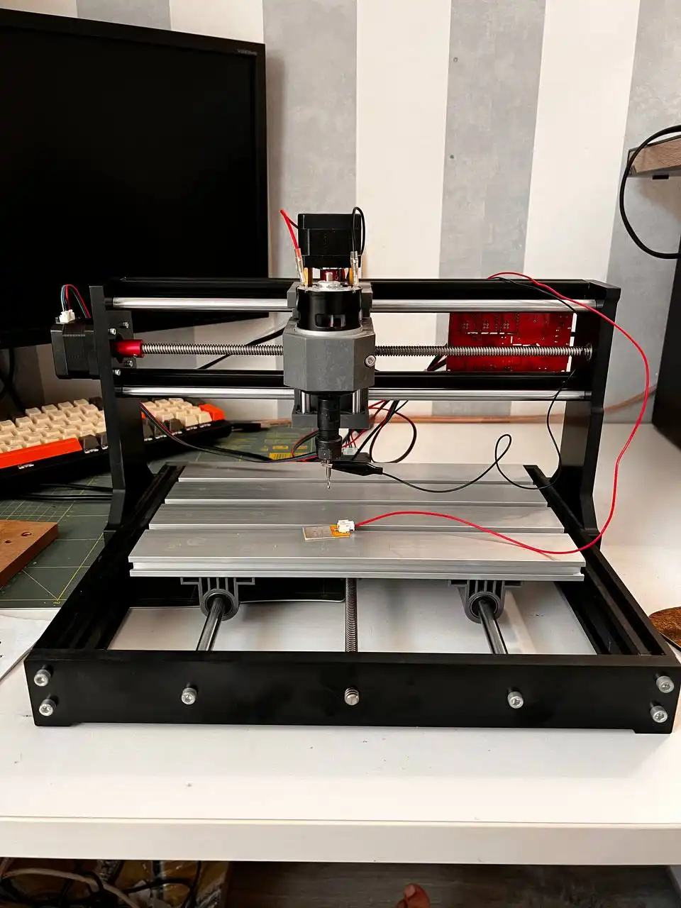 Продам фрезер/лазерный гравер с ЧПУ CNC 3018