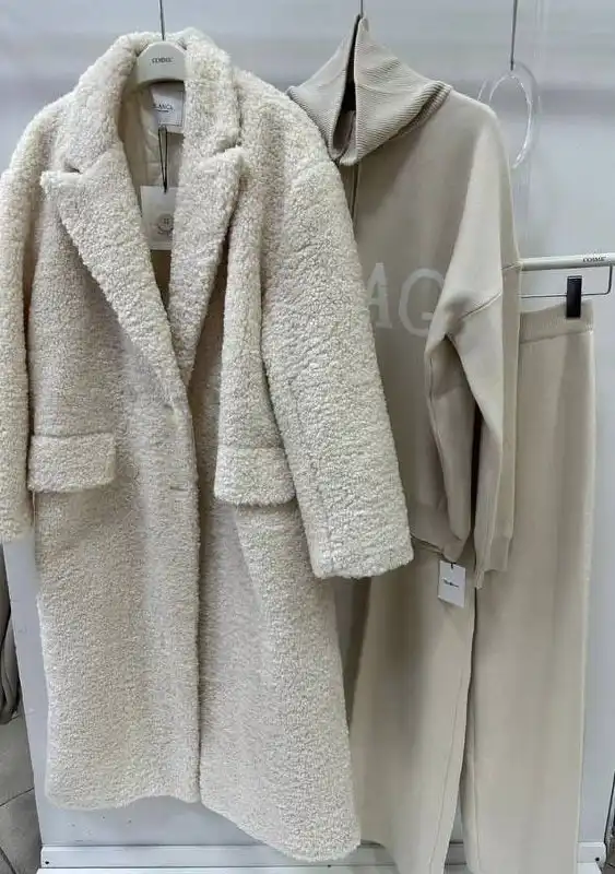 Продам новую шубку автоледи