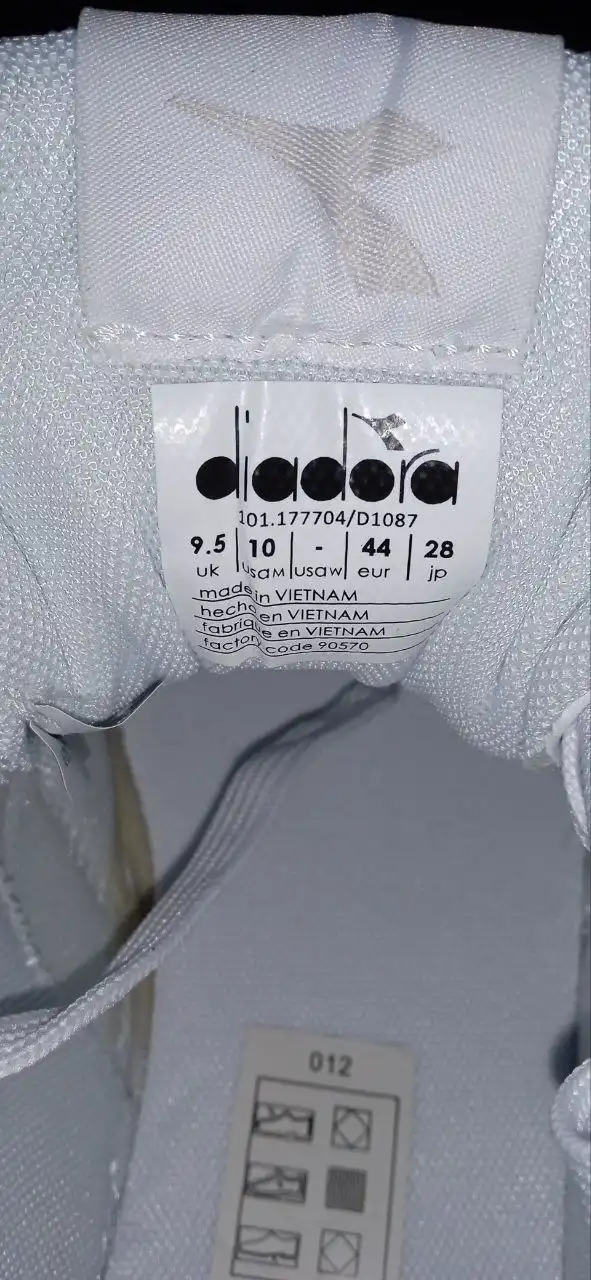 Кроссовки Diadora 44 размера