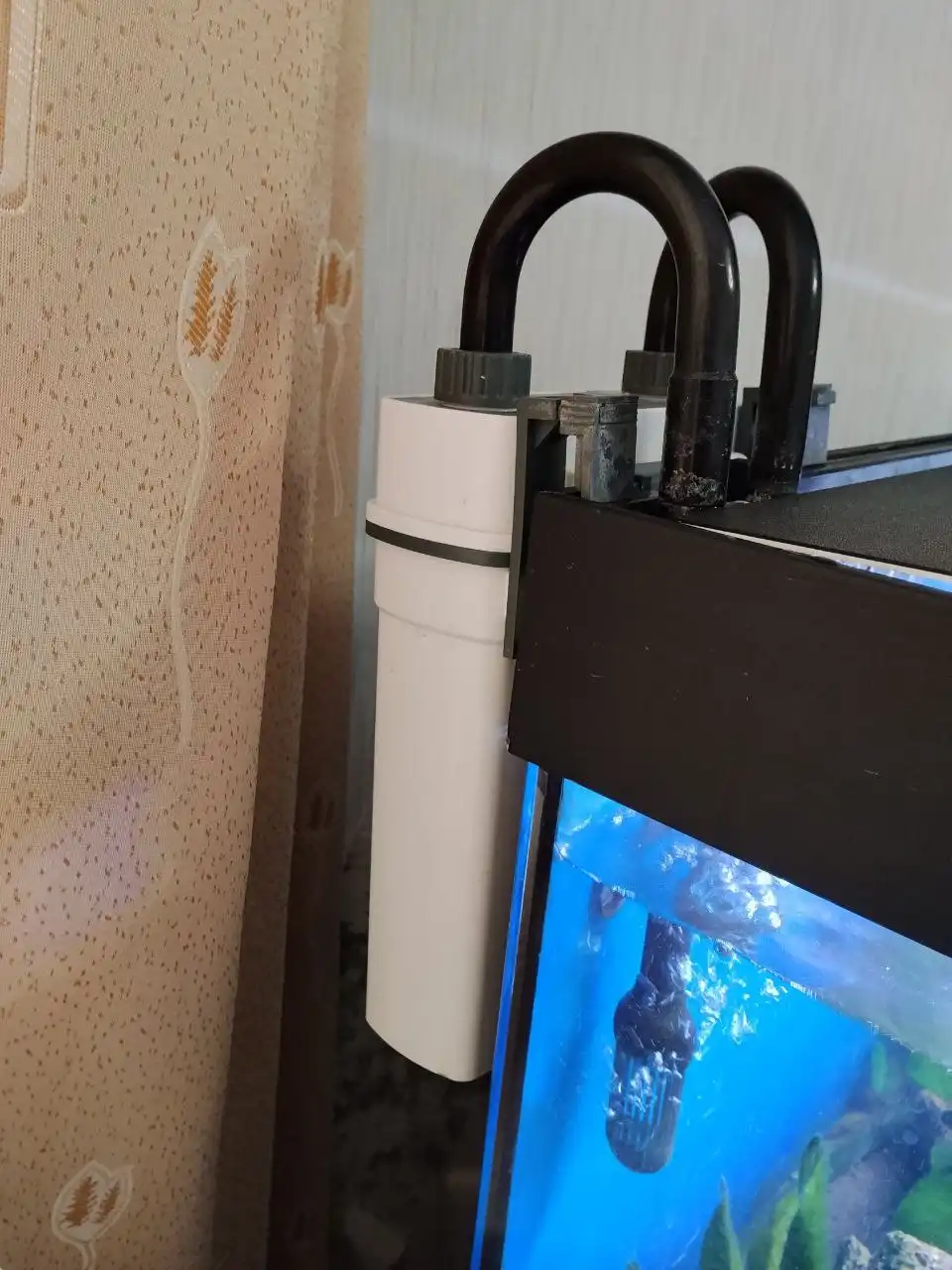 Продам аквариум Биодизайн 115 литров с комплектацией