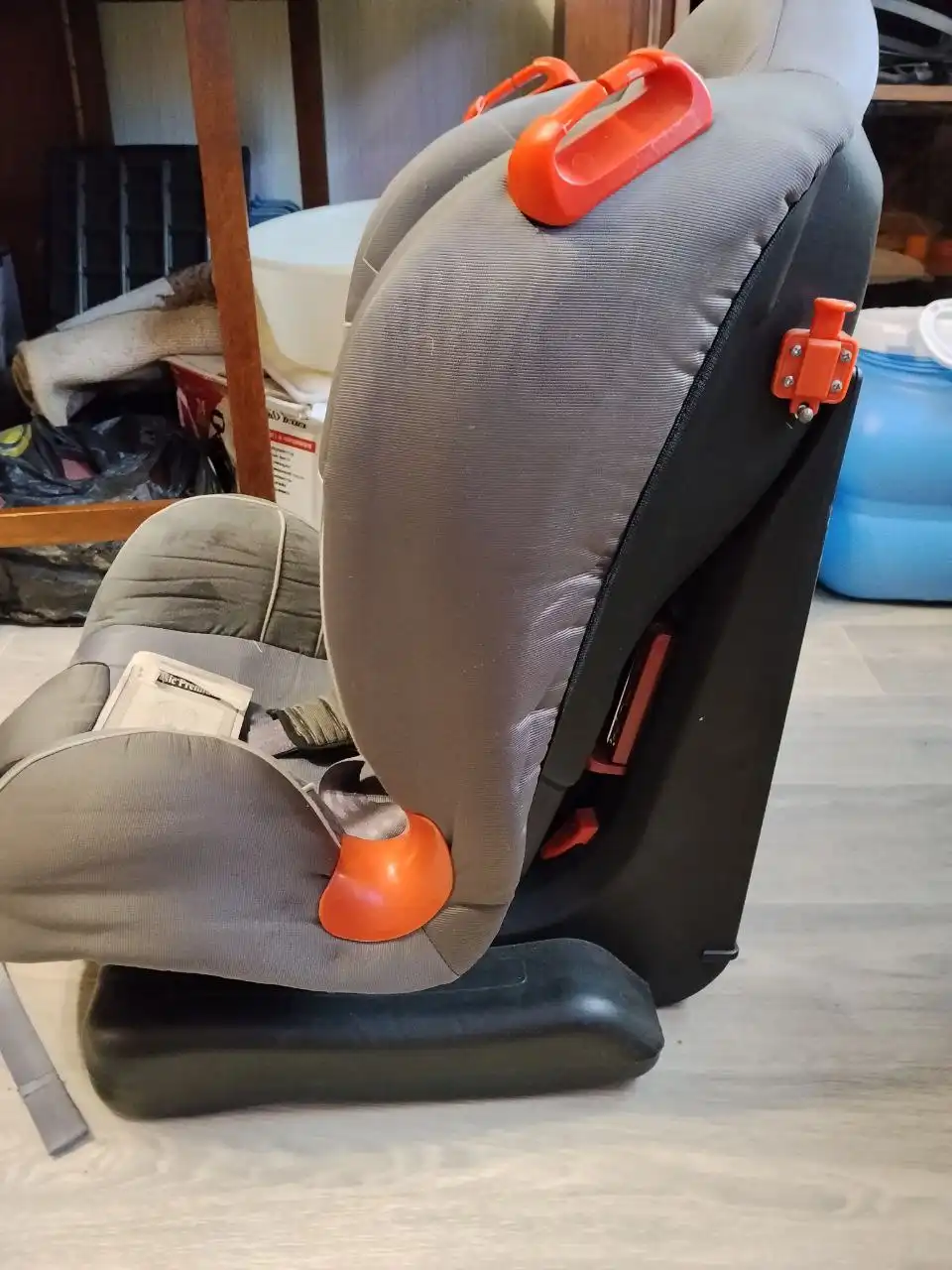 Автомобильное кресло Avanti